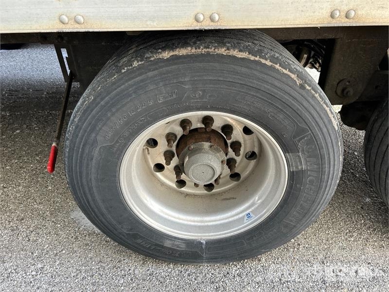 Utility 53 ft x 102 in Van Trailer Dengtos priekabos