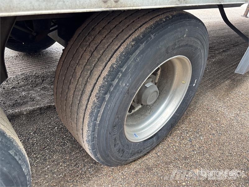 Utility 53 ft x 102 in T/A Van Trailer Dengtos priekabos