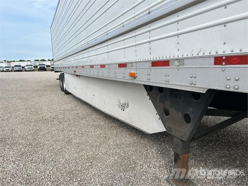 Utility 53 ft x 102 in T/A Refrigerated Trailer Külmikpoolhaagised