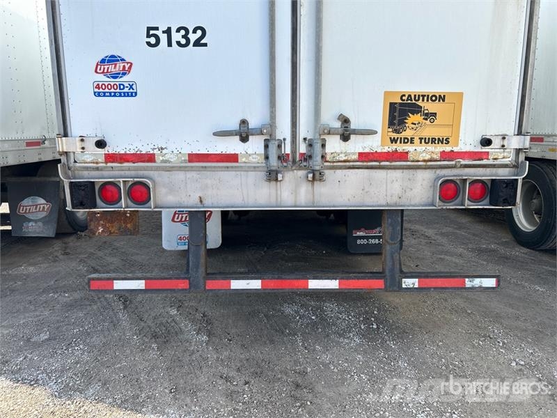 Utility 53 ft x 102 in T/A Van Trailer Reboques baú