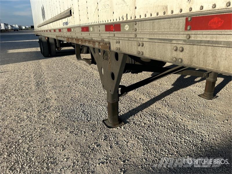 Utility 53 ft x 102 in T/A Refrigerated Trailer Semi Reboques Isotérmicos