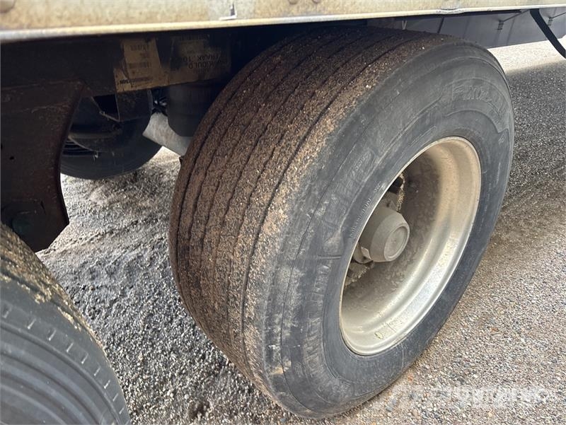 Utility 53 ft x 102 in T/A Van Trailer Furgoonhaagised