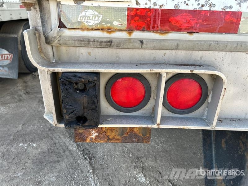 Utility 53 ft x 102 in T/A Van Trailer Reboques baú
