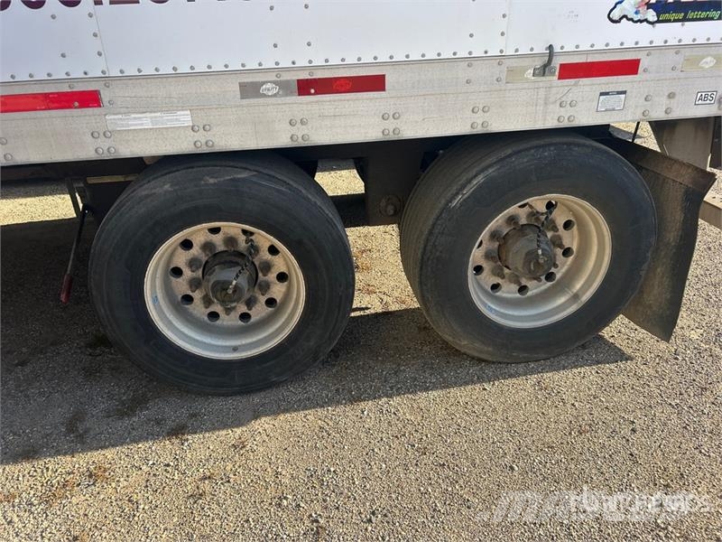 Utility 53 ft x 102 in T/A Van Trailer Furgons