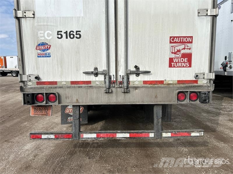 Utility 53 ft x 102 in T/A Van Trailer Reboques baú