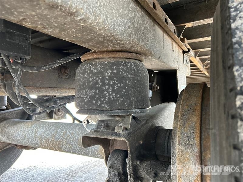 Utility 53 ft x 102 in T/A Van Trailer Reboques baú