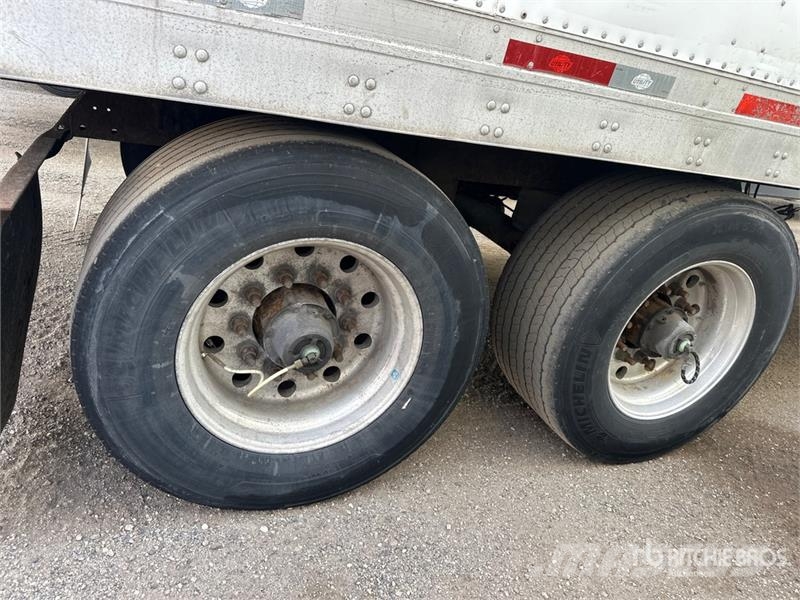 Utility 53 ft x 102 in T/A Van Trailer 箱體拖車
