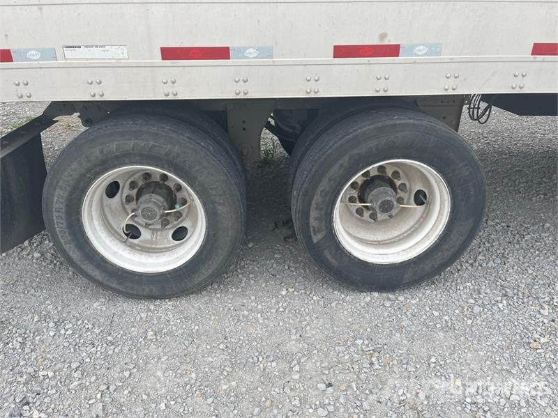 Utility 53 ft x 102 in T/A Van Trailer Gesloten opbouw trailers