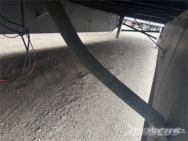 Utility 53 ft x 102 in T/A Van Trailer Dengtos priekabos