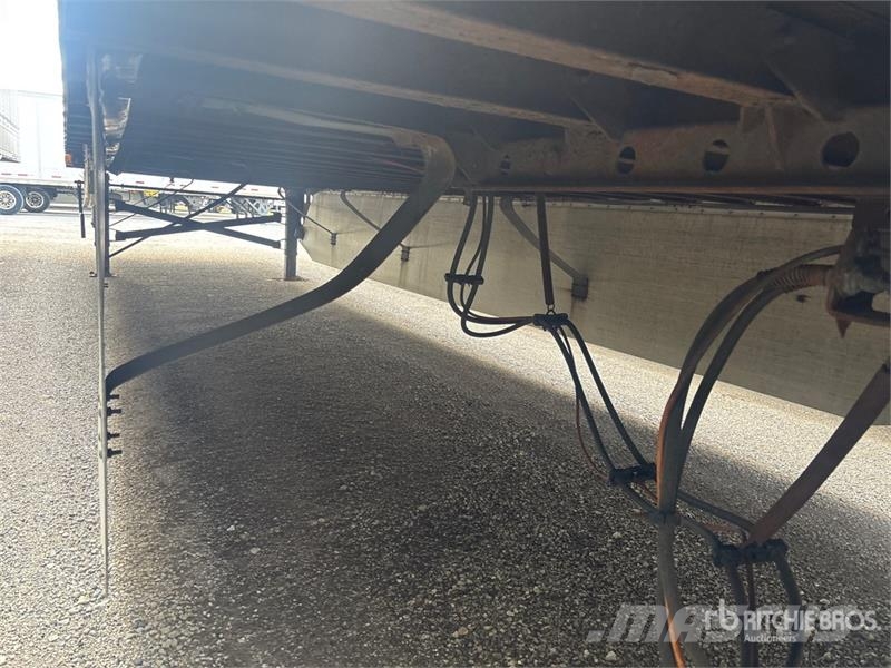 Utility 53 ft x 102 in T/A Van Trailer Dengtos priekabos