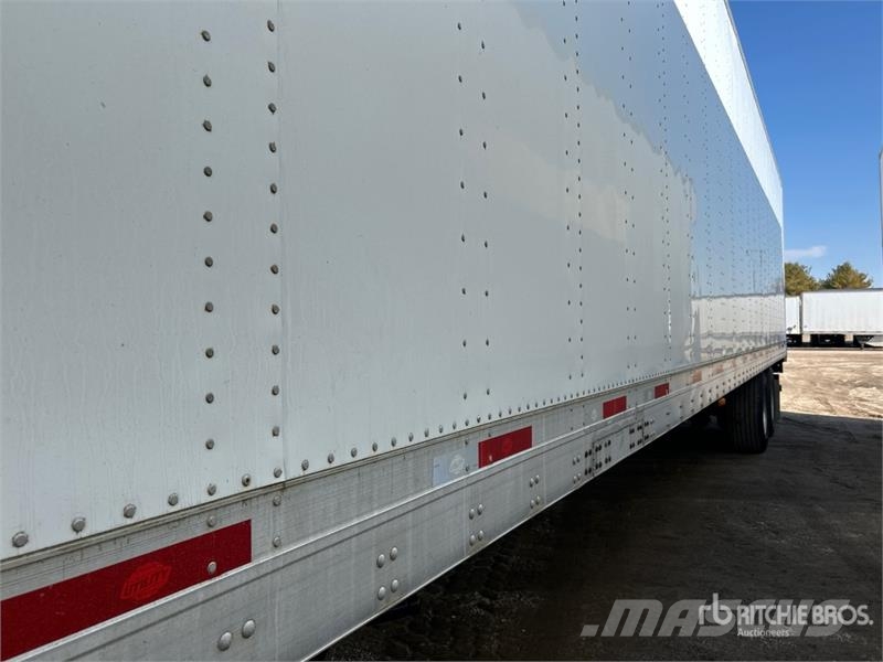 Utility 53 ft x 102 in T/A Van Trailer Reboques baú