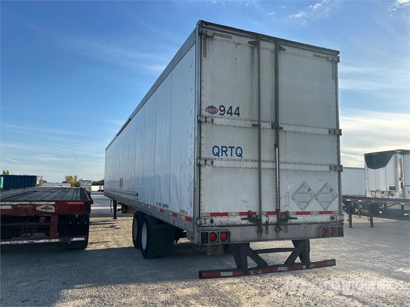 Utility 53 ft x 102 in T/A Refrigerated Trailer Semi Reboques Isotérmicos