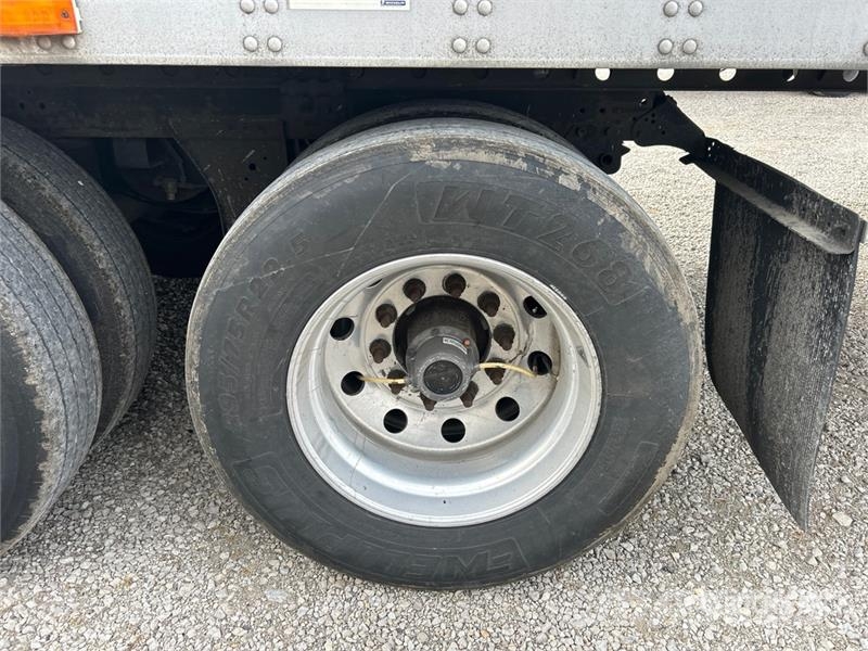 Utility 53 ft x 102 in T/A Refrigerated Trailer Külmikpoolhaagised