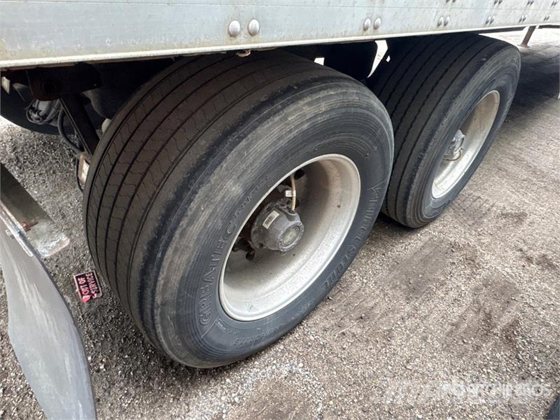 Utility 53 ft x 102 in T/A Van Trailer 箱體拖車