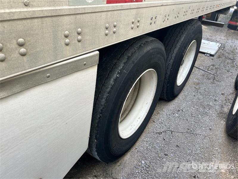 Utility 53 ft x 102 in T/A Van Trailer Box Trailers