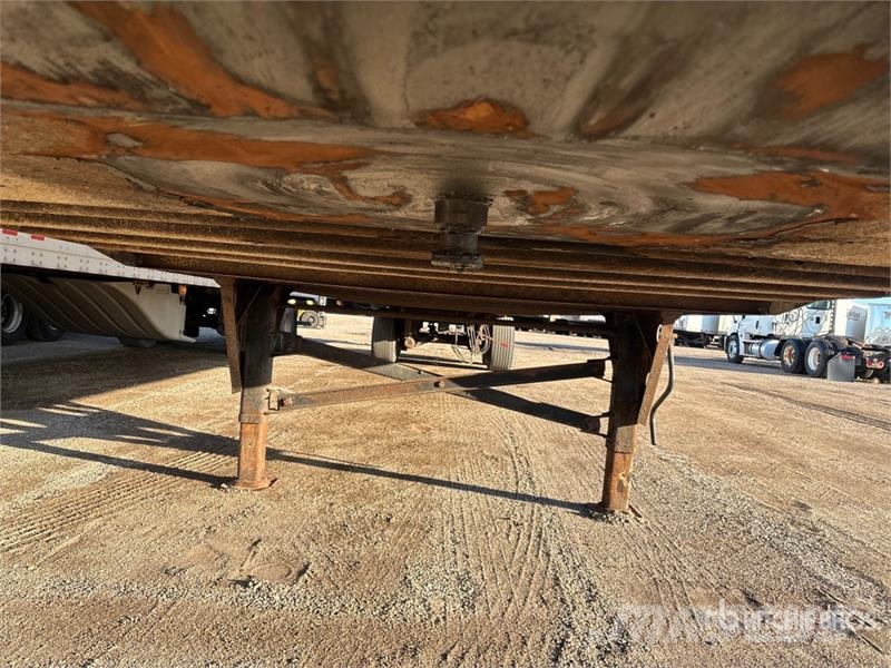 Utility 53 ft x 102 in T/A Van Trailer Причепи-фургони