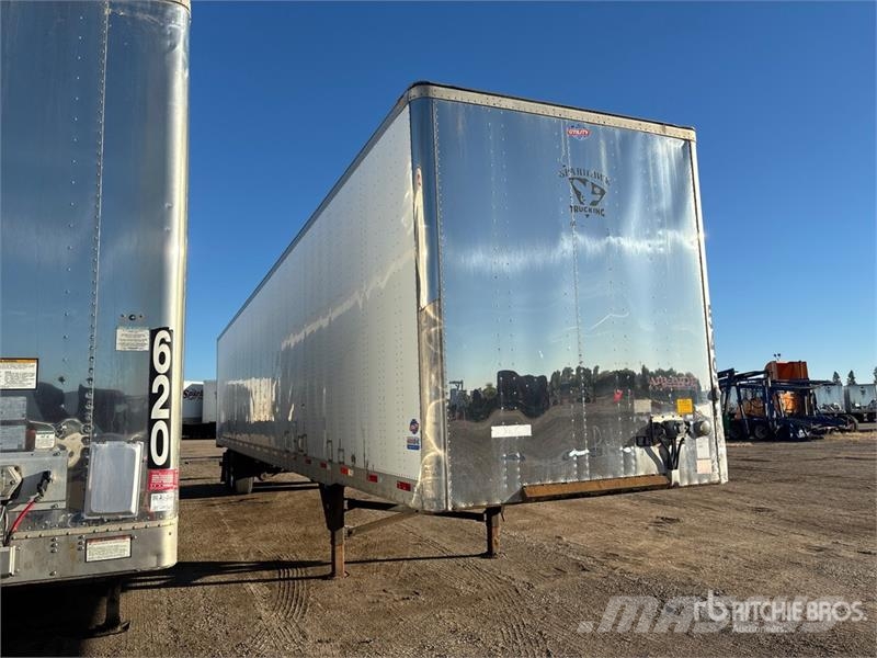Utility 53 ft x 102 in T/A Van Trailer Причепи-фургони