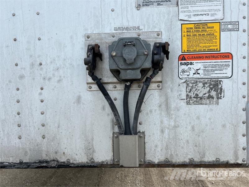 Utility 53 ft x 102 in T/A Van Trailer Reboques baú