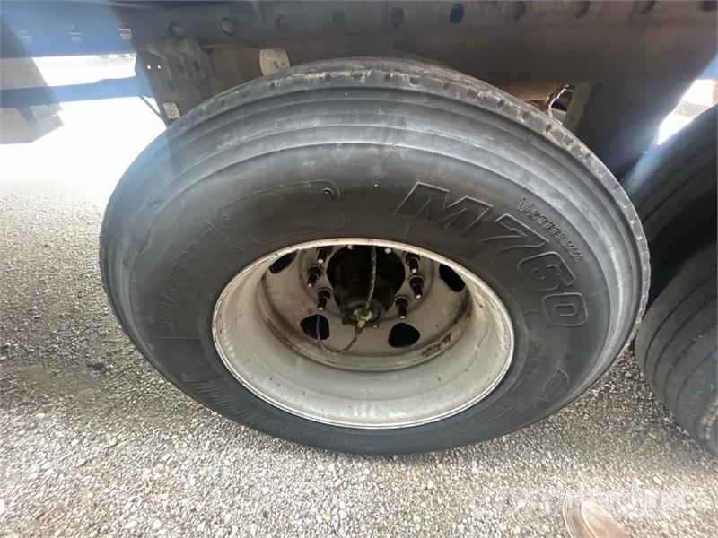 Utility 53 ft x 102 in T/A Van Trailer Sanduk prikolice