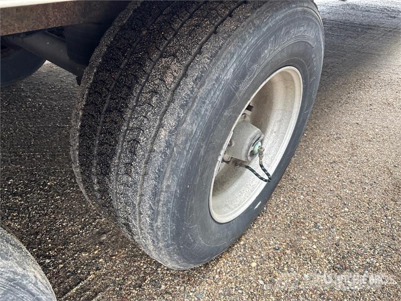 Utility 53 ft x 102 in T/A Van Trailer 箱體拖車
