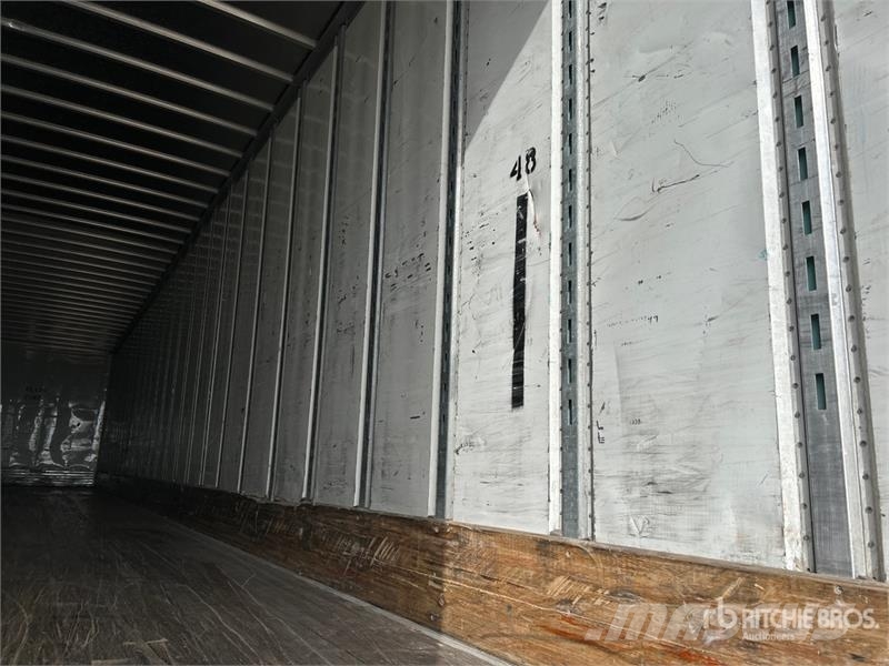Utility 53 ft x 102 in T/A Van Trailer Reboques baú