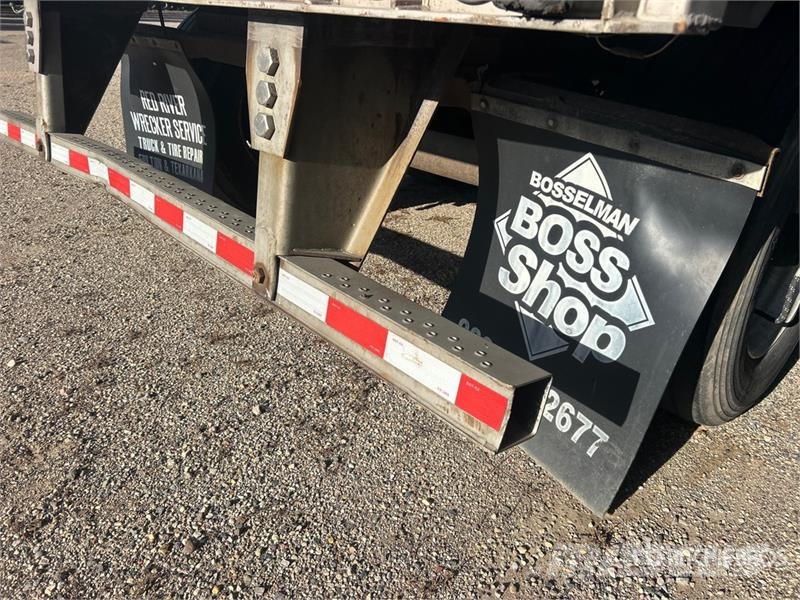Utility 53 ft x 102 in T/A Van Trailer Furgons