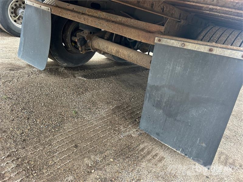 Utility 53 ft x 102 in T/A Van Trailer 箱體拖車