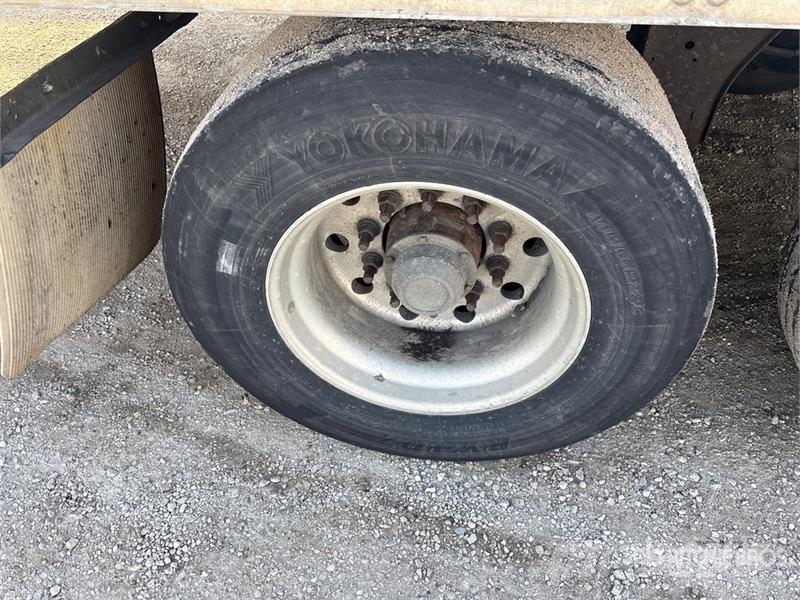 Utility 53 ft x 102 in T/A Van Trailer Dengtos priekabos