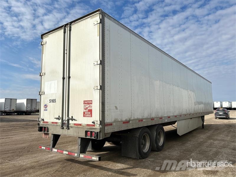 Utility 53 ft x 102 in T/A Van Trailer Reboques baú
