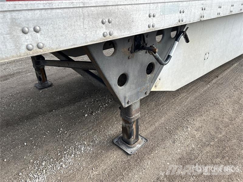Utility 53 ft x 102 in T/A Van Trailer Reboques baú