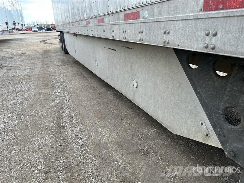 Utility 53 ft x 102 in T/A Van Trailer Reboques baú