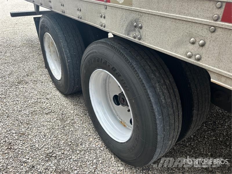 Utility 53 ft x 102 in T/A Refrigerated Trailer Hűtős félpótkocsik
