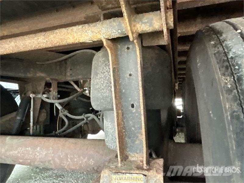 Utility 53 ft x 102 in T/A Van Trailer مقطورات ذات هيكل صندوقي