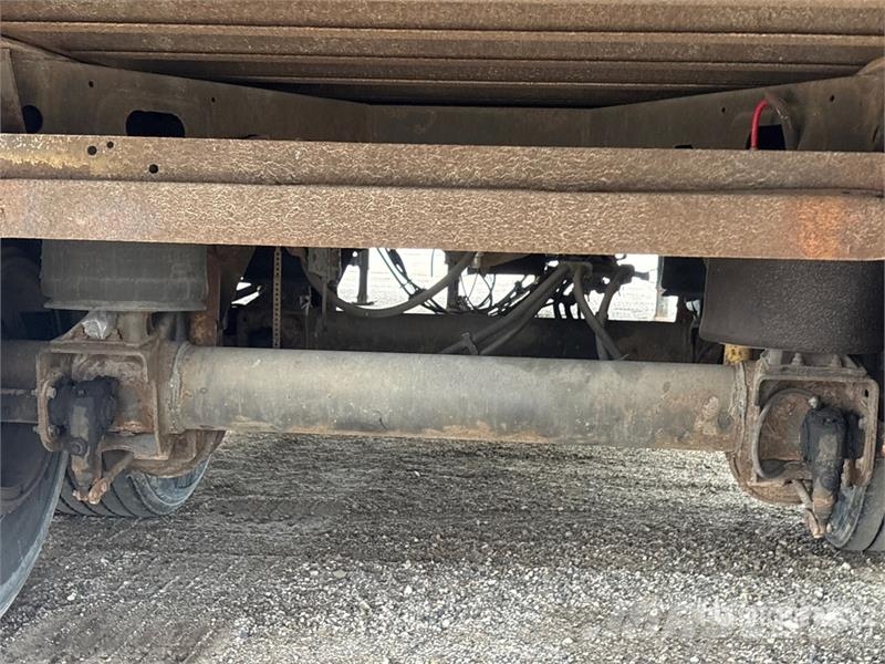 Utility 53 ft x 102 in T/A Van Trailer Furgons