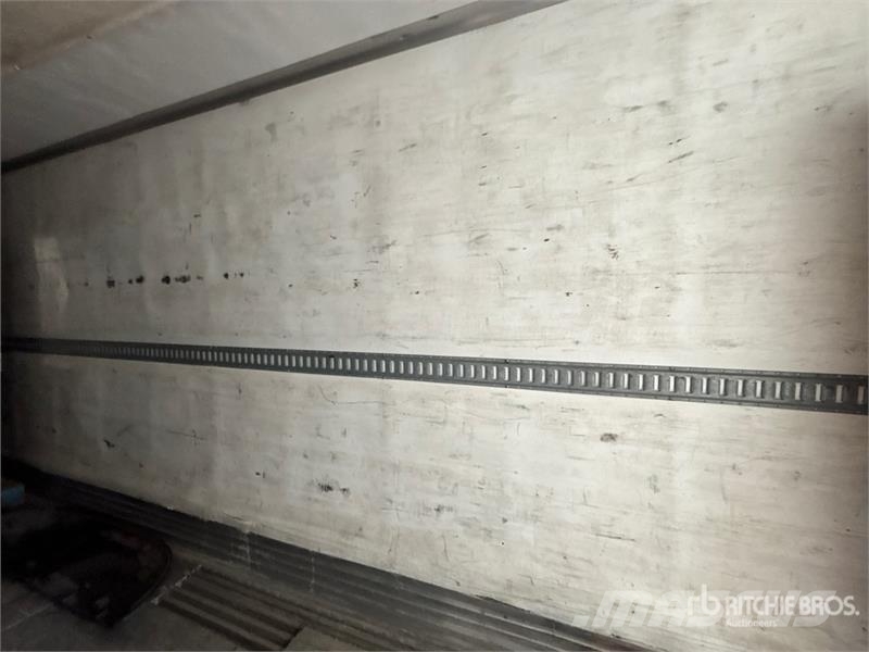Utility 53 ft x 102 in T/A Refrigerated Trailer 控溫式半拖車
