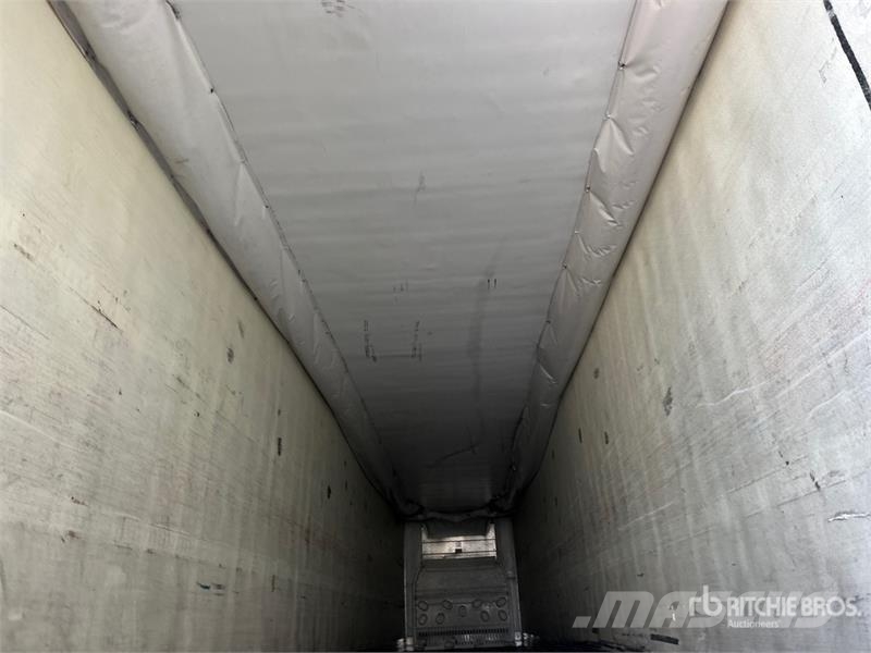 Utility 53 ft x 102 in T/A Refrigerated Trailer Semi Reboques Isotérmicos