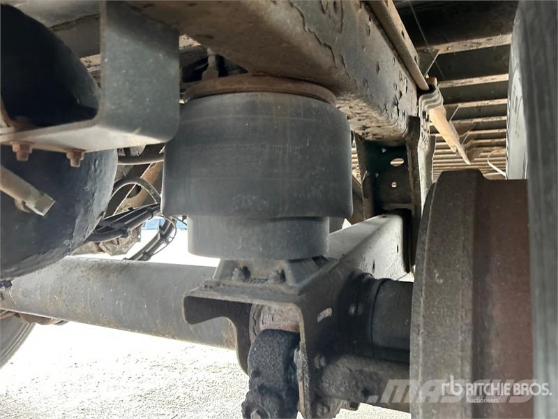 Utility 53 ft x 102 in T/A Van Trailer Dengtos priekabos