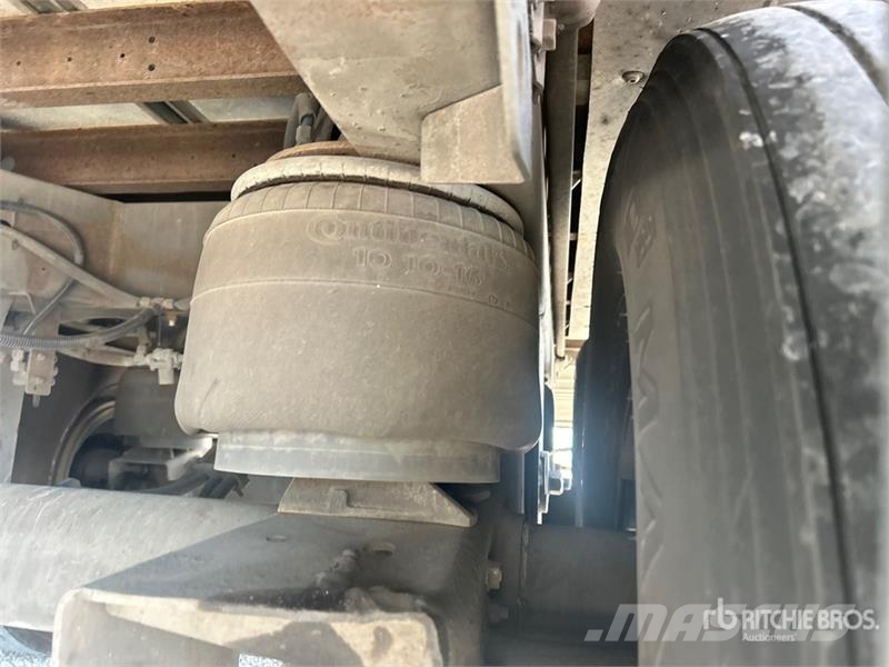 Utility 53 ft x 102 in T/A Refrigerated Trailer Puspriekabės su izoterminiu kėbulu