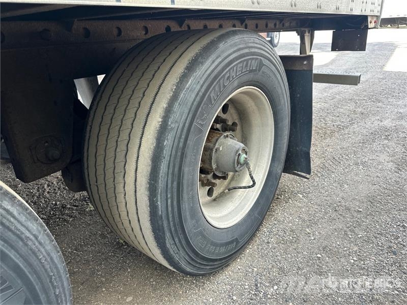 Utility 53 ft x 102 in T/A Van Trailer 箱體拖車
