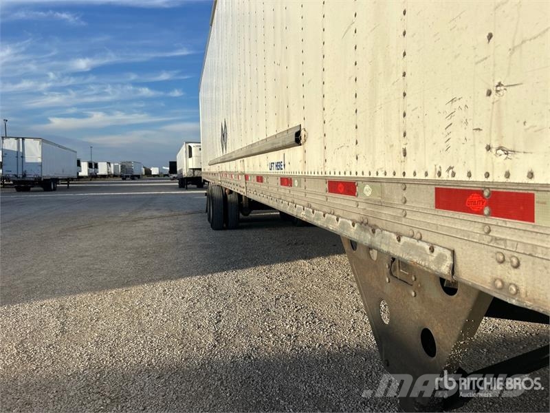Utility 53 ft x 102 in T/A Refrigerated Trailer Semi Reboques Isotérmicos