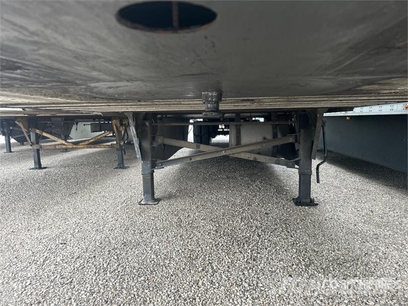 Utility 53 ft x 102 in T/A Refrigerated Trailer Frysetrailer Semi