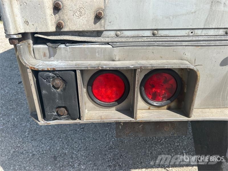 Utility 53 ft x 102 in T/A Refrigerated Trailer Puspriekabės su izoterminiu kėbulu