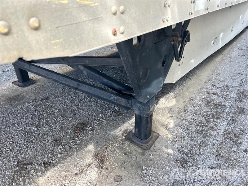 Utility 53 ft x 102 in T/A Van Trailer Box Trailers