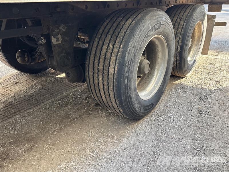 Utility 53 ft x 102 in T/A Van Trailer Dengtos priekabos