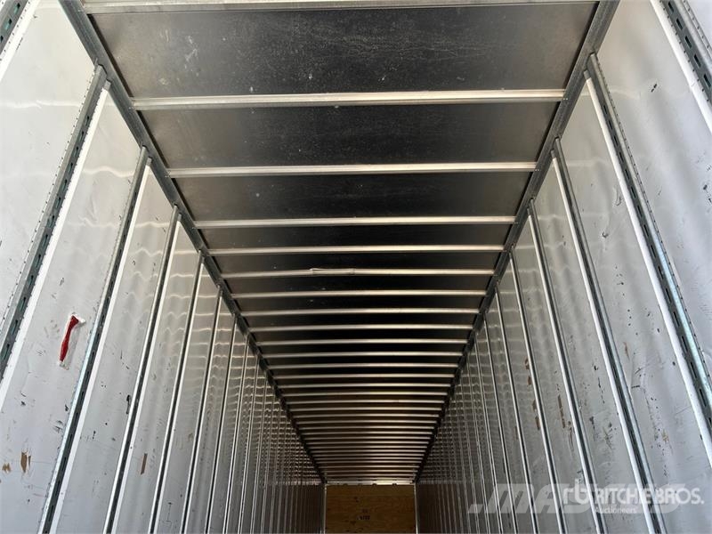 Utility 53 ft x 102 in T/A Van Trailer Reboques baú