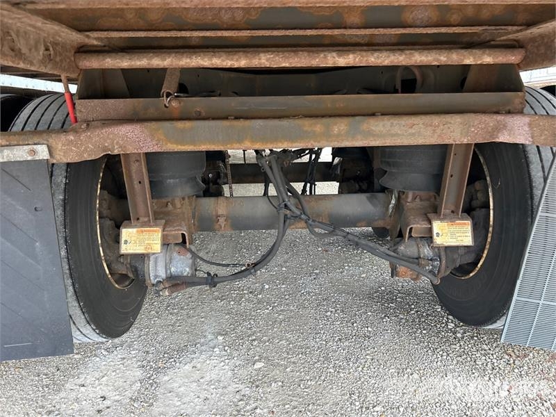 Utility 53 ft x 102 in T/A Van Trailer Furgons