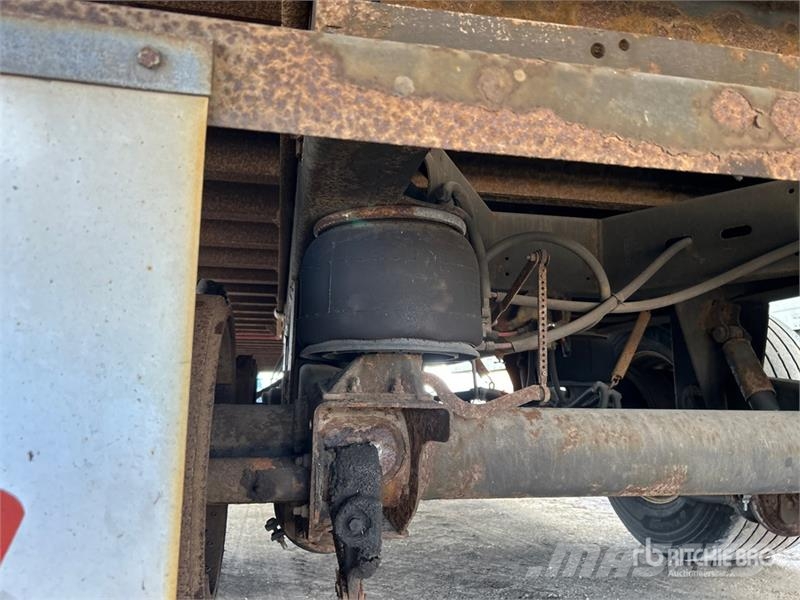 Utility 53 ft x 102 in T/A Van Trailer Reboques baú