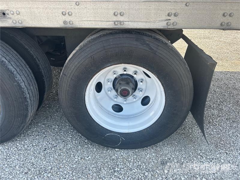 Utility 53 ft x 102 in T/A Refrigerated Trailer Puspriekabės su izoterminiu kėbulu