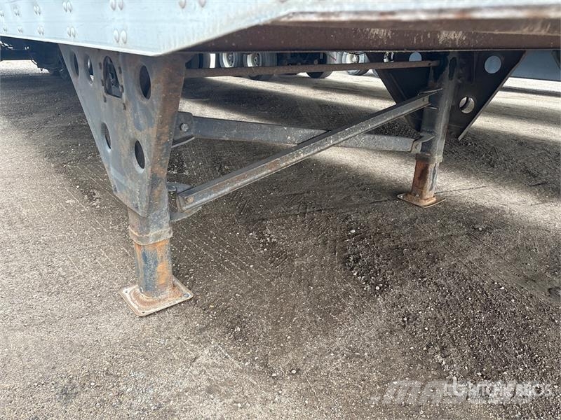 Utility 53 ft x 102 in T/A Van Trailer Furgons