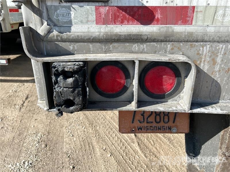 Utility 53 ft x 102 in T/A Van Trailer Dengtos priekabos